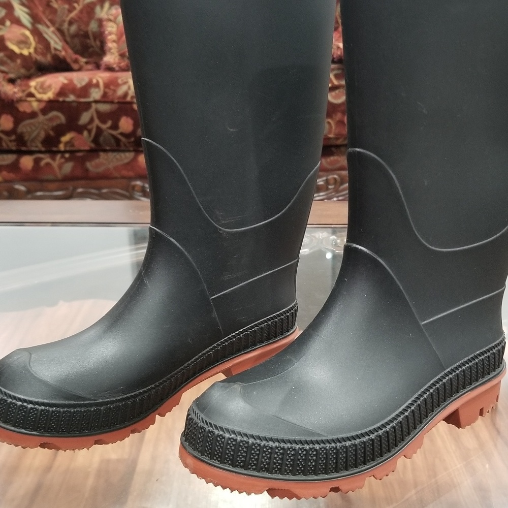 Rain boots